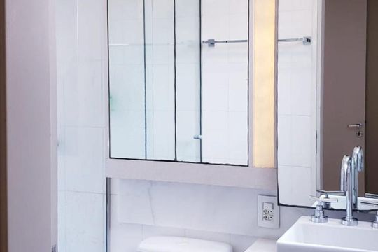 Banheiro da Suíte de apartamento para alugar com 3 quartos, 67m² em Tristeza, Porto Alegre