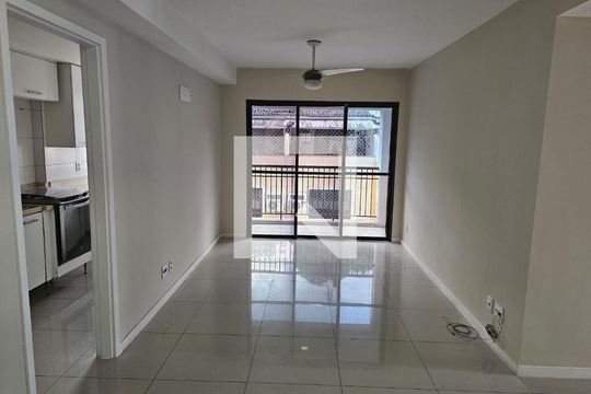 Sala de apartamento à venda com 3 quartos, 87m² em Taquara, Rio de Janeiro