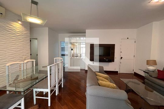 Sala de apartamento para alugar com 3 quartos, 121m² em Leblon, Rio de Janeiro