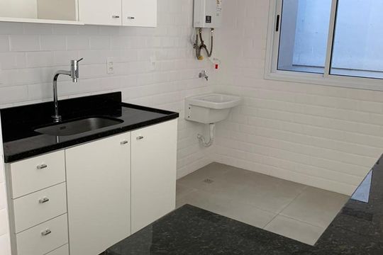 Cozinha de apartamento para alugar com 2 quartos, 80m² em Tijuca, Rio de Janeiro
