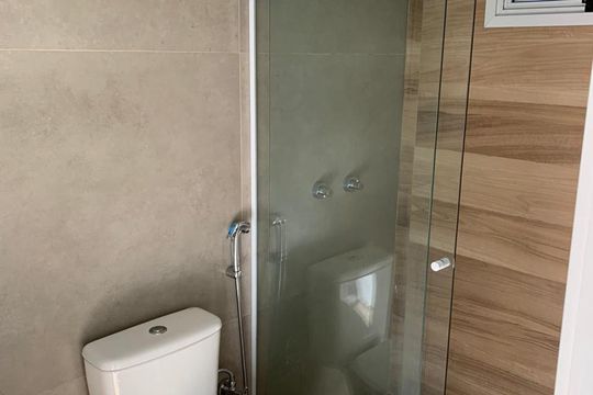 Banheiro de apartamento para alugar com 2 quartos, 80m² em Tijuca, Rio de Janeiro