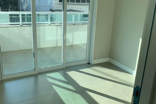 Quarto 2 de apartamento para alugar com 2 quartos, 80m² em Tijuca, Rio de Janeiro