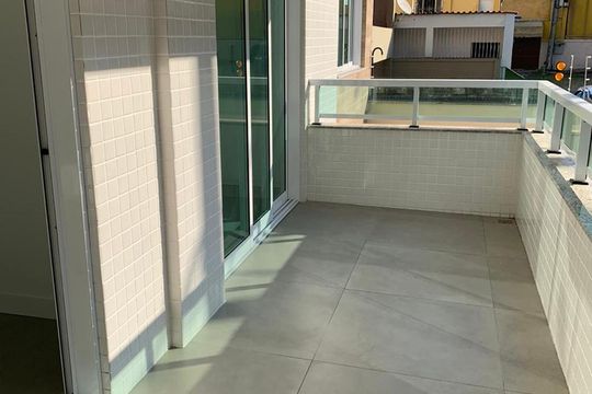 varanda de apartamento para alugar com 2 quartos, 80m² em Tijuca, Rio de Janeiro