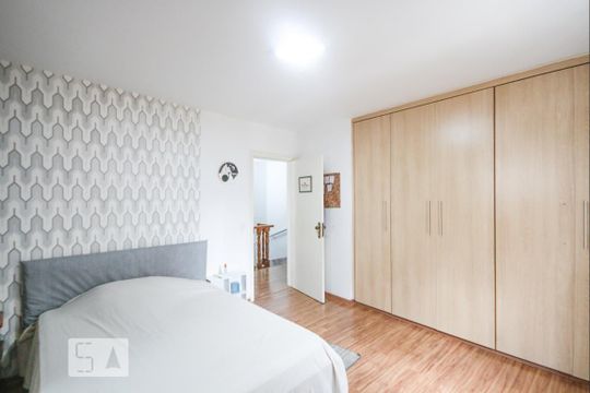 Casa à venda com 4 quartos, 400m² em Ipiranga, São Paulo