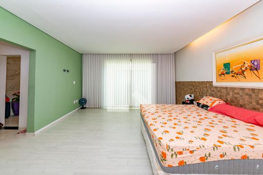 Suíte de casa para alugar com 3 quartos, 470m² em Buritis, Belo Horizonte