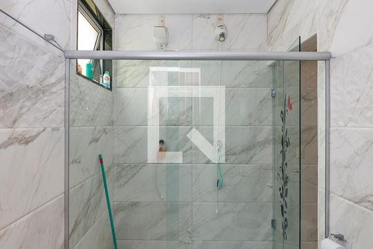 Banheiro da Suíte de casa para alugar com 3 quartos, 470m² em Buritis, Belo Horizonte