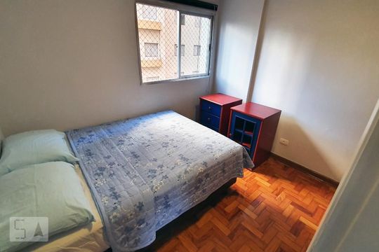 Quarto de apartamento para alugar com 2 quartos, 42m² em Bela Vista, São Paulo