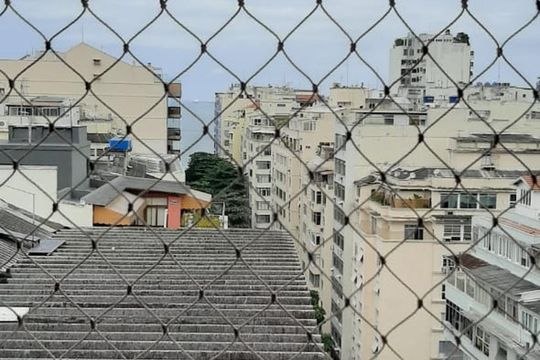 Vista de apartamento à venda com 2 quartos, 79m² em Copacabana, Rio de Janeiro