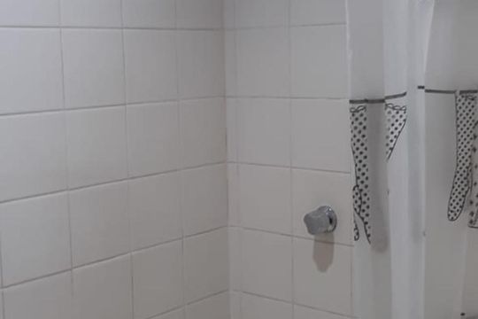 Banheiro de apartamento à venda com 2 quartos, 79m² em Copacabana, Rio de Janeiro