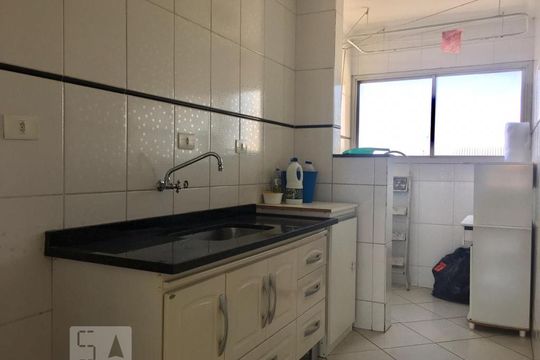 Cozinha de apartamento à venda com 2 quartos, 57m² em Parque Boturussu, São Paulo