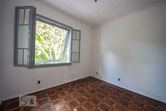 Quarto 2 de casa para alugar com 4 quartos, 150m² em Auxiliadora, Porto Alegre