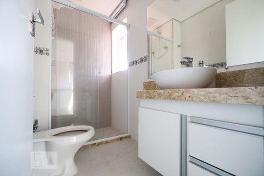 Banheiro de kitnet/studio para alugar com 1 quarto, 35m² em Santo Amaro, São Paulo