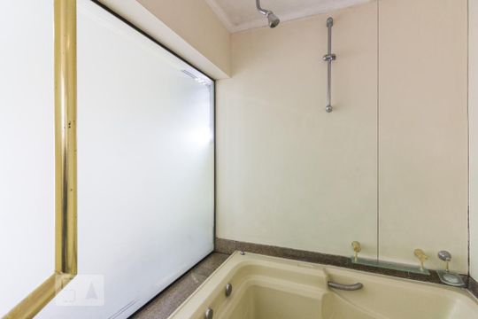 Banheiro Suite de kitnet/studio para alugar com 1 quarto, 56m² em Santana, São Paulo