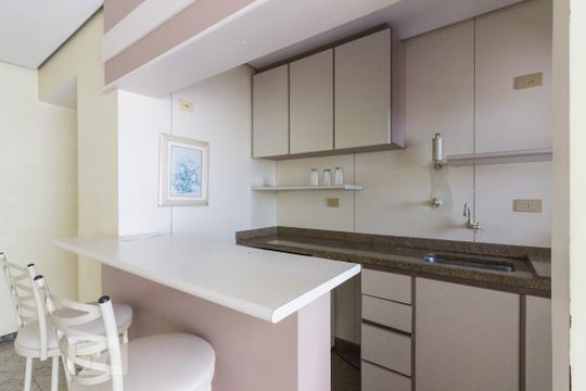 Cozinha de kitnet/studio para alugar com 1 quarto, 56m² em Santana, São Paulo