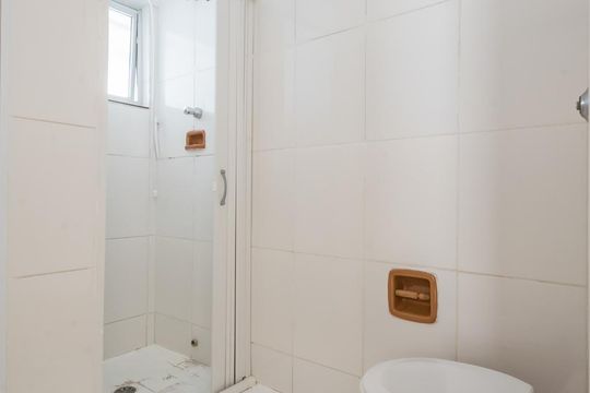 Banheiro de apartamento para alugar com 2 quartos, 75m² em Vila Olímpia, São Paulo