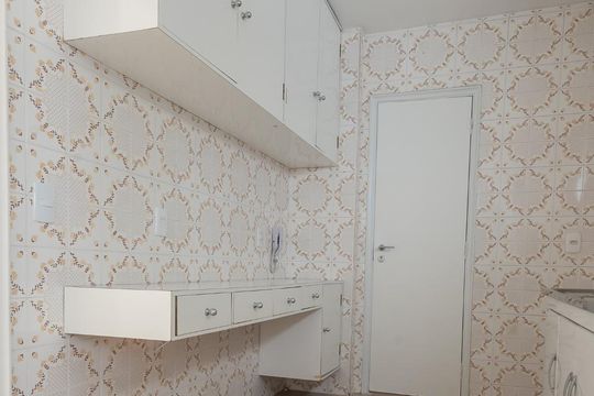 Cozinha de apartamento para alugar com 2 quartos, 75m² em Vila Olímpia, São Paulo