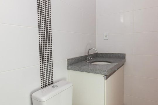 Banheiro  de apartamento para alugar com 1 quarto, 35m² em Cidade Patriarca, São Paulo