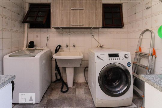 Área de Serviço de casa para alugar com 3 quartos, 220m² em Vila Formosa, São Paulo