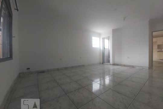 Casa para alugar com 1 quarto, 40m² em Vila Tiradentes, São Paulo