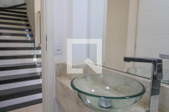 Banheiro Social de casa de condomínio à venda com 3 quartos, 135m² em Parque Alto Taquaral, Campinas