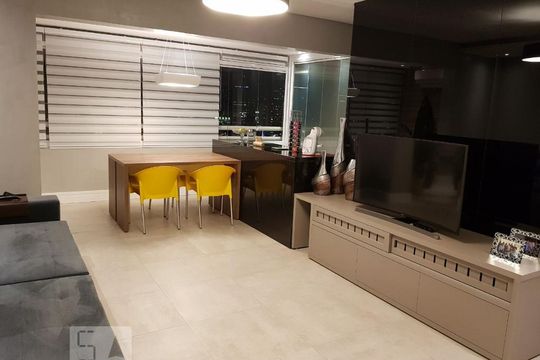 Apartamento para alugar com 1 quarto, 74m² em Parque Industrial Tomas Edson, São Paulo