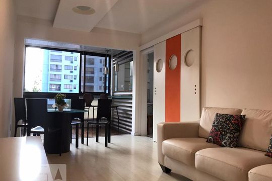 Sala de apartamento à venda com 1 quarto, 62m² em Barra da Tijuca, Rio de Janeiro