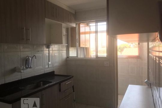 Cozinha de apartamento à venda com 2 quartos, 58m² em Vila Pierina, São Paulo