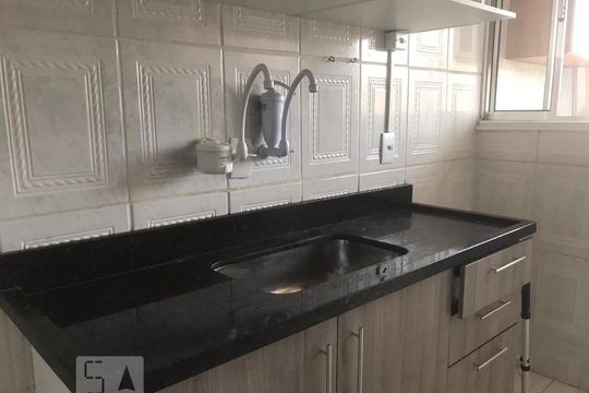 Cozinha de apartamento à venda com 2 quartos, 58m² em Vila Pierina, São Paulo