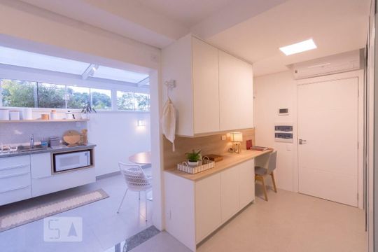 Studio de kitnet/studio à venda com 1 quarto, 34m² em Mercês, Curitiba