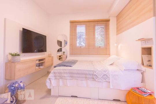 Kitnet/Studio à venda com 1 quarto, 34m² em Mercês, Curitiba
