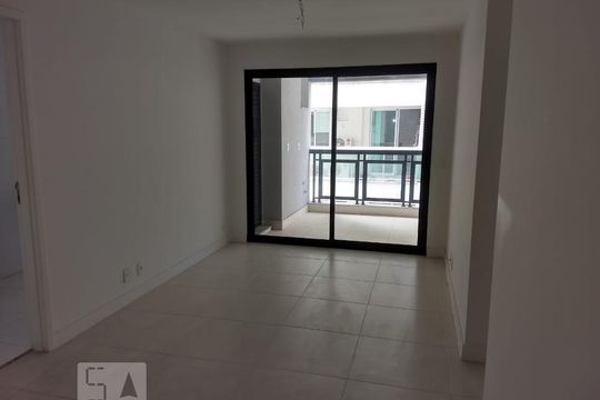 Sala de apartamento à venda com 2 quartos, 80m² em Icaraí, Niterói