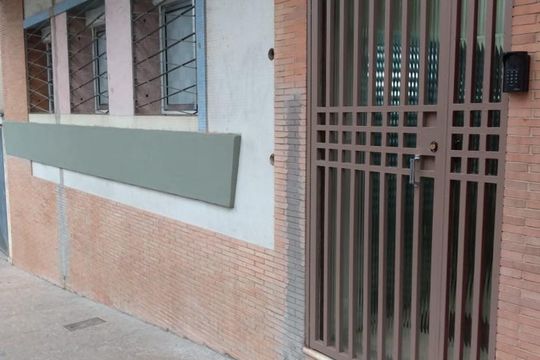 Fachada de apartamento à venda com 2 quartos, 76m² em Aclimação, São Paulo