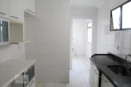 Cozinha de apartamento à venda com 2 quartos, 76m² em Jardim Pacaembu, Jundiaí