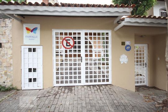 Fachada de kitnet/studio para alugar com 1 quarto, 20m² em Vila Monumento, São Paulo