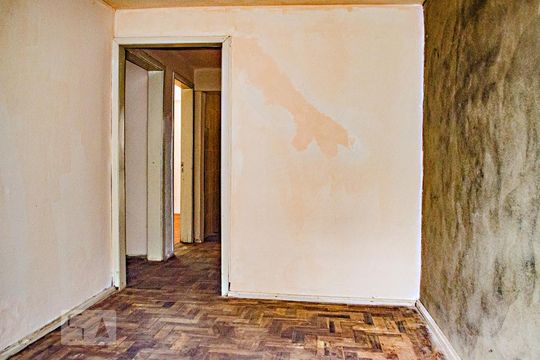 Quarto  1 de casa para alugar com 4 quartos, 124m² em Petrópolis, Porto Alegre