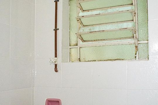 Banheiro  de casa para alugar com 4 quartos, 124m² em Petrópolis, Porto Alegre
