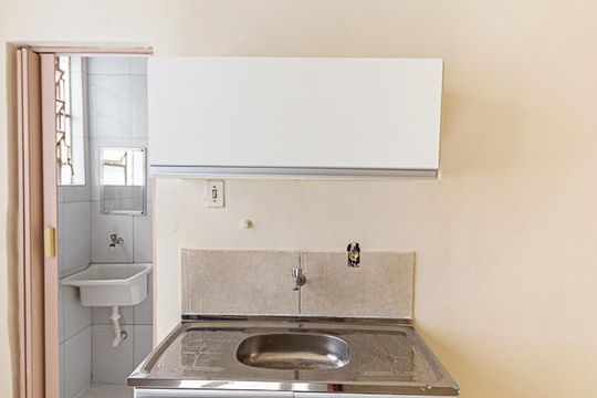 Cozinha de kitnet/studio para alugar com 1 quarto, 30m² em Centro, Niterói