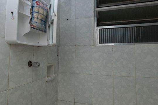 Banheiro de kitnet/studio à venda com 1 quarto, 30m² em Centro, Niterói