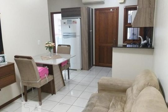 Casa para alugar com 2 quartos, 74m² em São José, Canoas