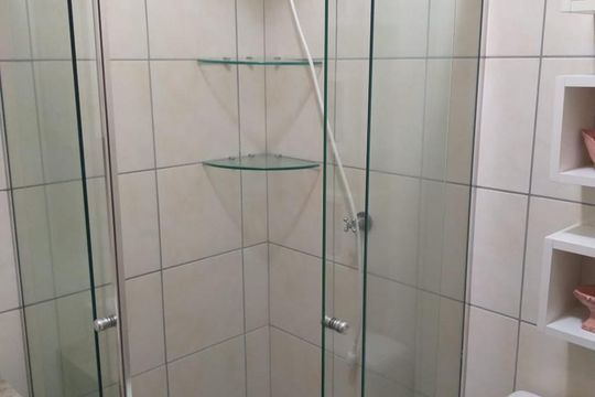 Casa à venda com 2 quartos, 74m² em São José, Canoas
