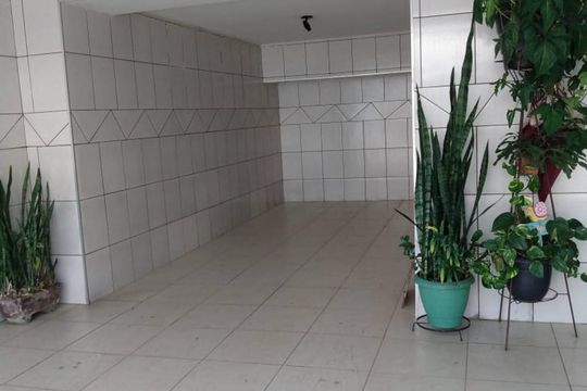 Garagem de casa para alugar com 3 quartos, 150m² em Jardim Aeroporto, São Paulo