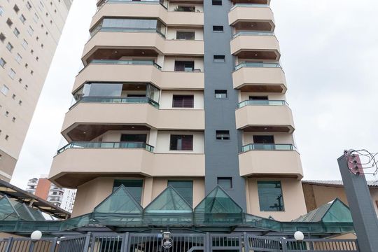 Fachada do prédio de apartamento à venda com 3 quartos, 170m² em Vila Rosália, Guarulhos