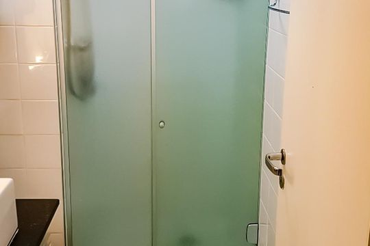 Banheiro de apartamento para alugar com 2 quartos, 62m² em Vila Itapegica, Guarulhos