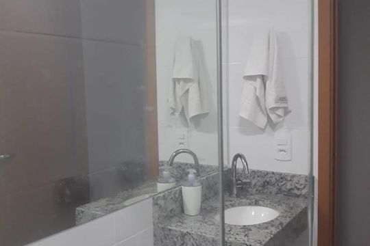 Banheiro de apartamento à venda com 2 quartos, 45m² em Jardim Iris, São Paulo