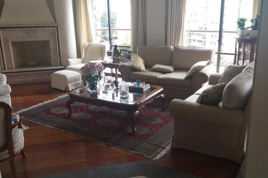 Apartamento para alugar com 3 quartos, 364m² em Vila Suzana, São Paulo