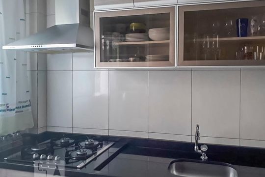 Cozinha de apartamento à venda com 2 quartos, 100m² em Jardim Santo Antônio, Santo André