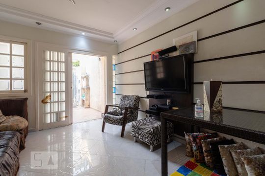 Sala de casa de condomínio para alugar com 3 quartos, 162m² em Vila Nova Conceição, São Paulo