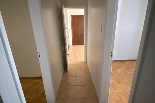 Corredor de apartamento para alugar com 3 quartos, 95m² em Sion, Belo Horizonte