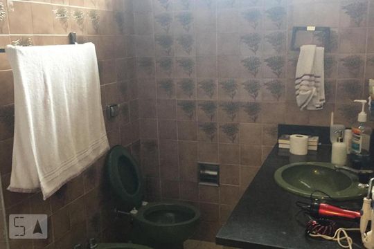 suite de casa à venda com 3 quartos, 240m² em Jardim Londrina, São Paulo