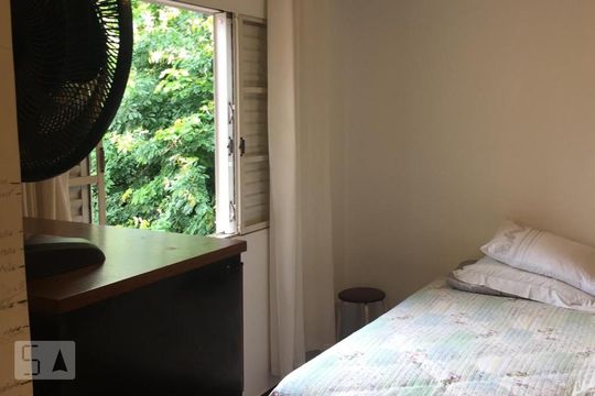 suite de casa à venda com 3 quartos, 240m² em Jardim Londrina, São Paulo